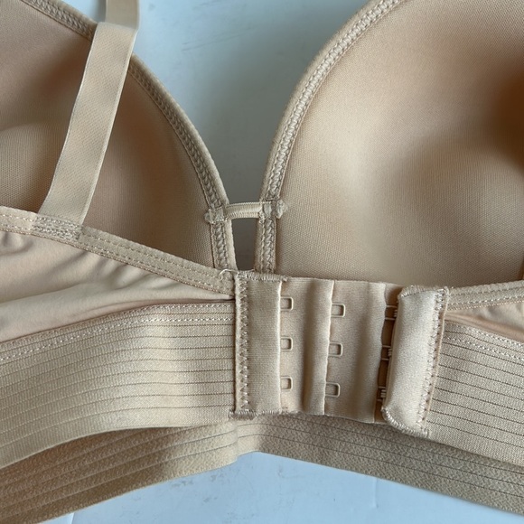 Lively Spacer bra toasted almond 38D wire free light thin breathable - Picture 15 of 16